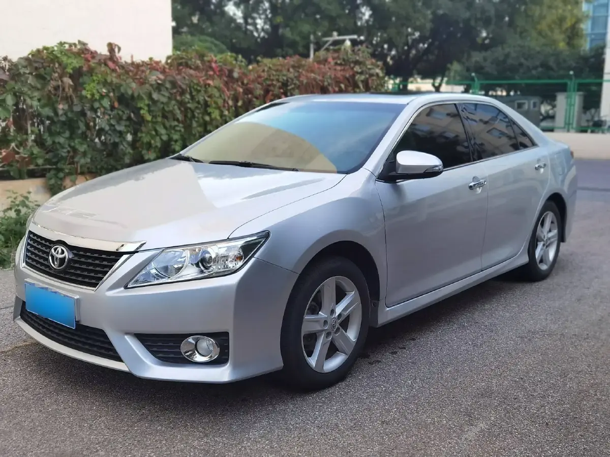 2012 Toyota Camry 2.0L 150HP L4 4AT