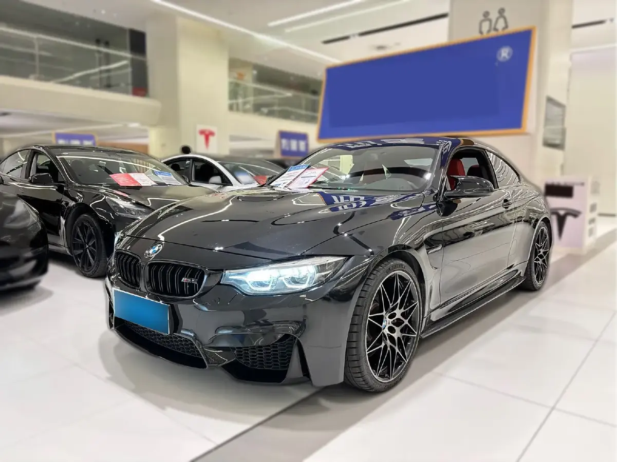 2019 BMW M4 3.0T 450HP L6 7DCT