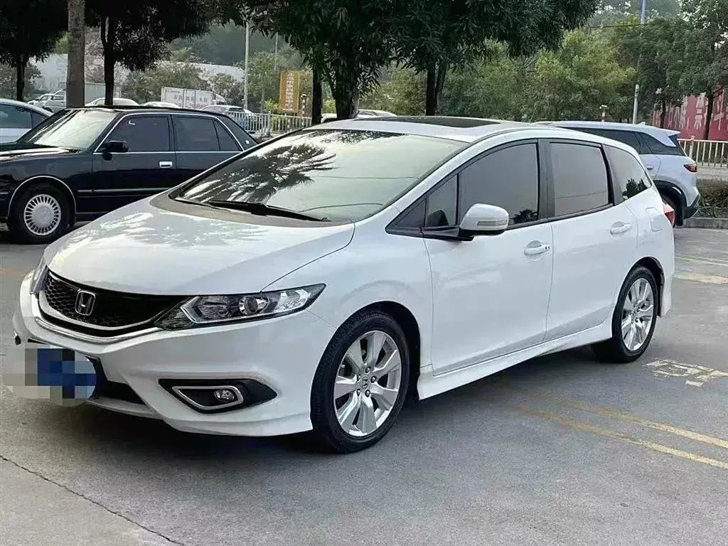 2014 Honda Jade 1.8L 141HP L4 CVT