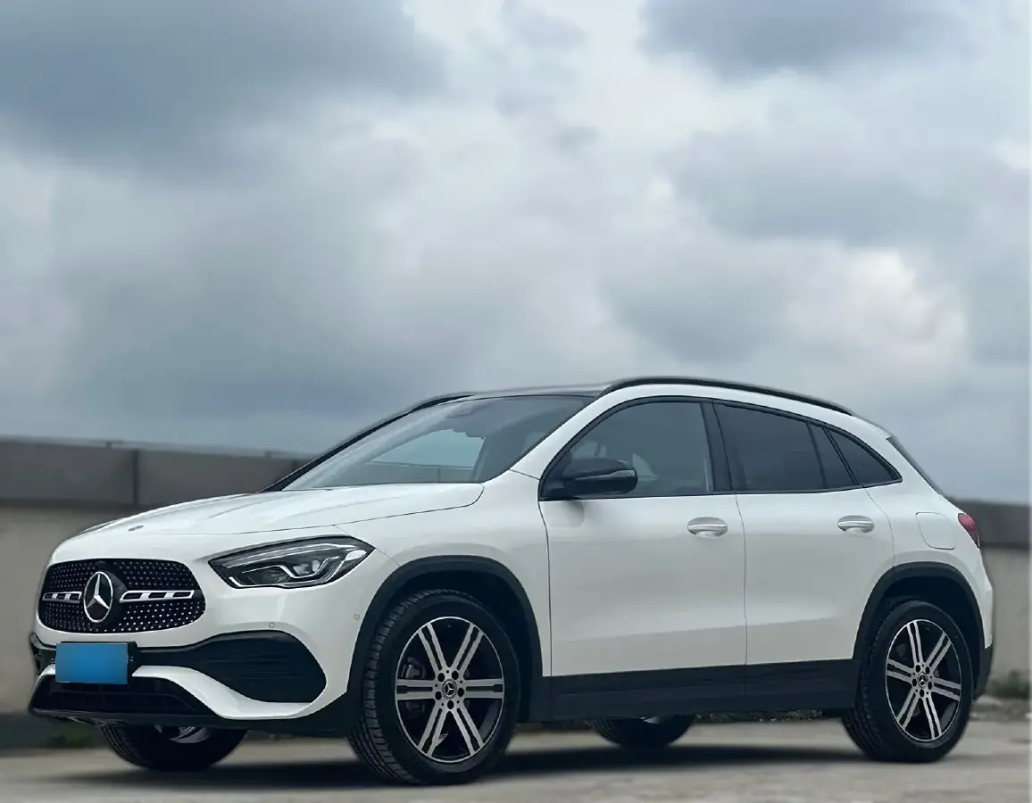 2022 Mercedes-Benz GLA Class 2.0T 190HP L4 8DCT