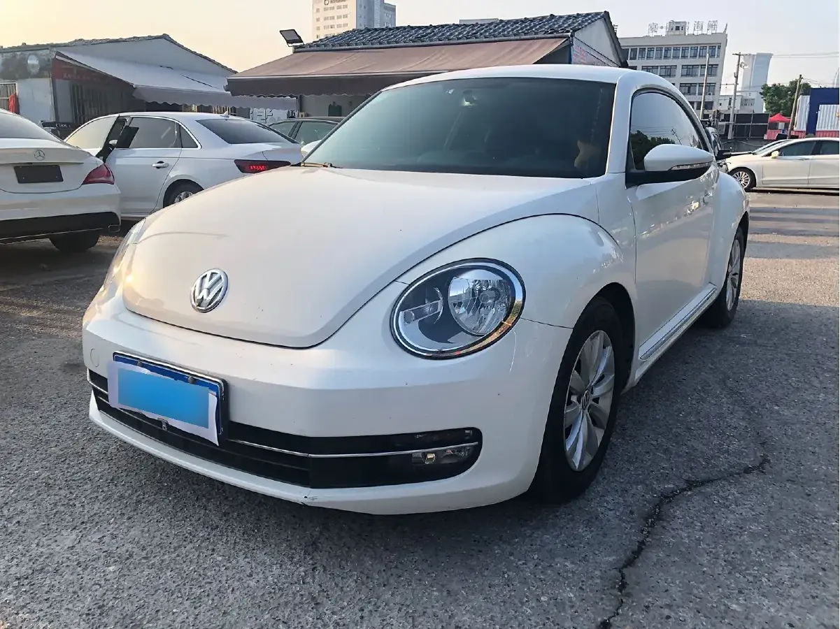 2014 Volkswagen Beetle 1.2T 105HP L4 7DCT