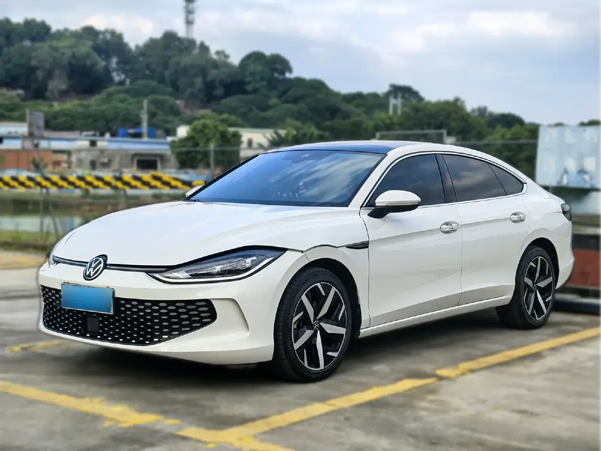 2022 Volkswagen Lamando 1.4T 150HP L4 7DCT