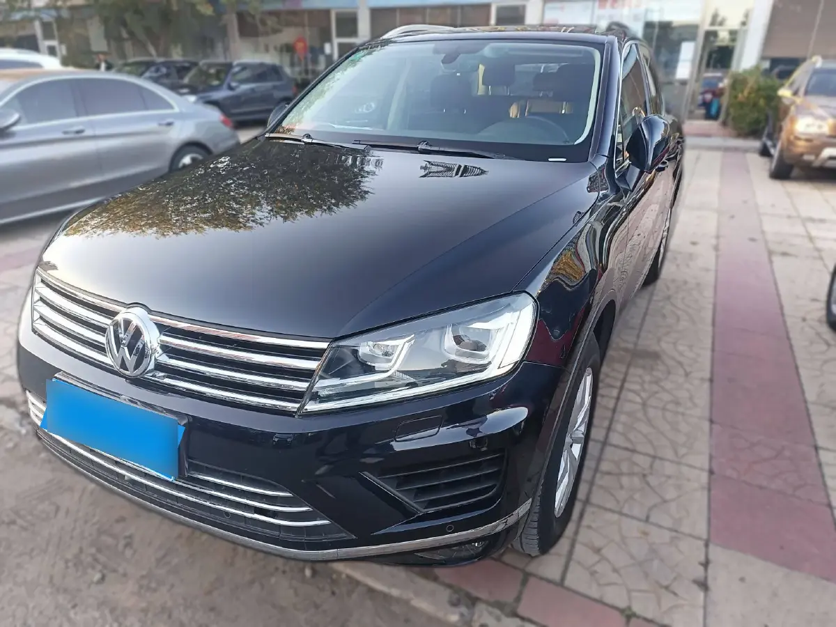 2017 Volkswagen Touareg 3.0T 320HP V6 8AT