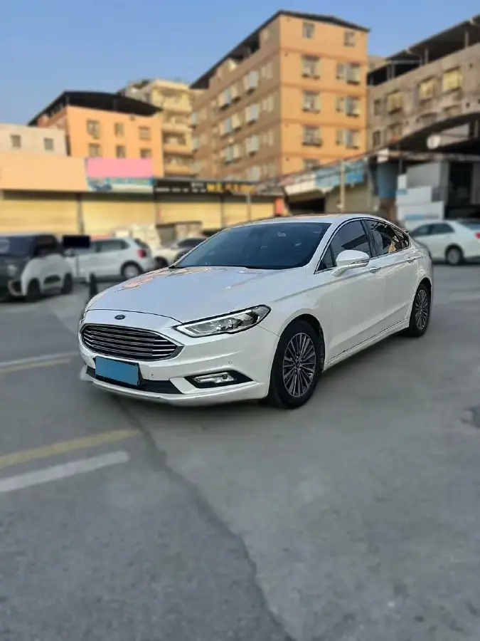 2018 Ford Mondeo 2.0T 204HP L4 6AT