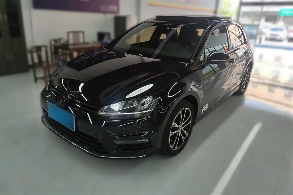 2017 Volkswagen Golf 1.4T 150HP L4 7DCT