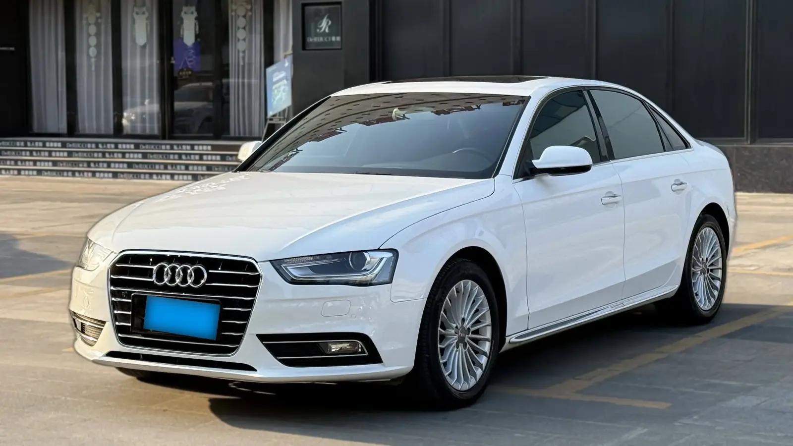 2016 Audi A4L 2.0T 180HP L4 CVT