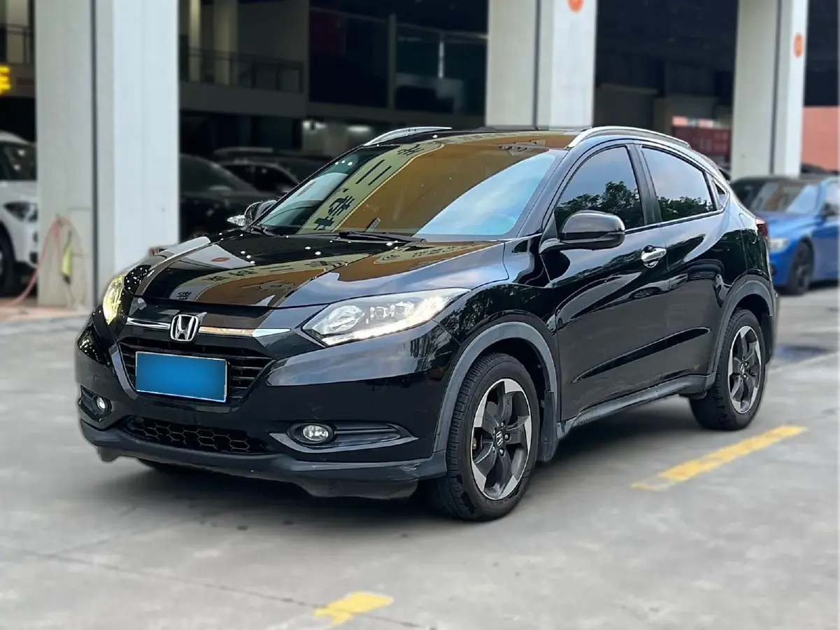 2015 Honda Vezel 1.8L 136HP L4 CVT