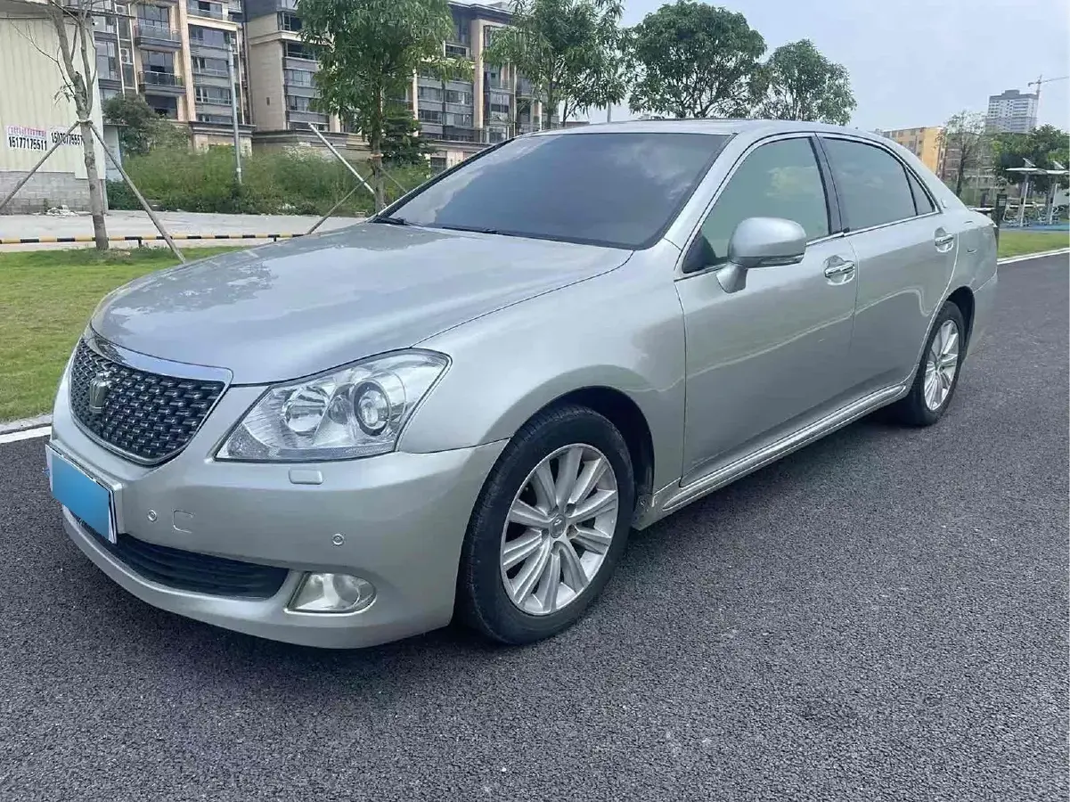 2010 Toyota Crown 2.5L 193HP V6 6AT
