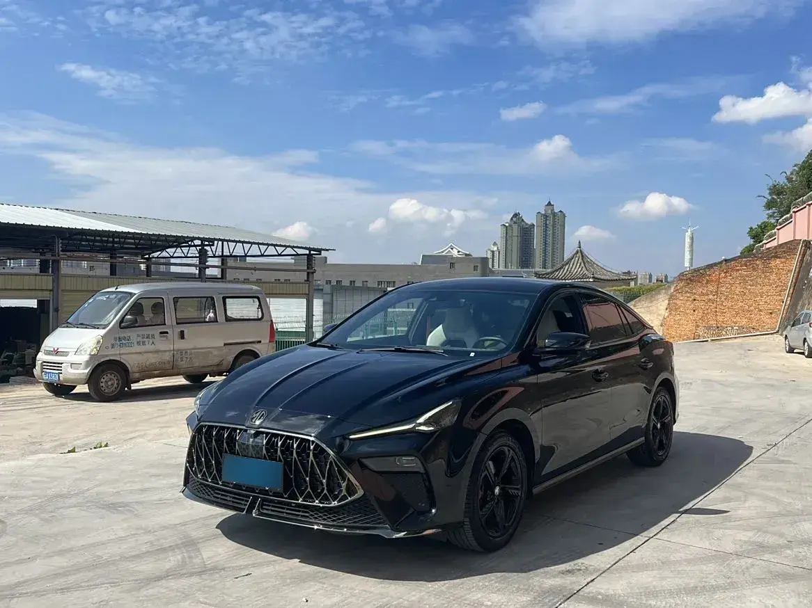 2022 MG 5 Scorpio 1.5T 181HP L4 7DCT