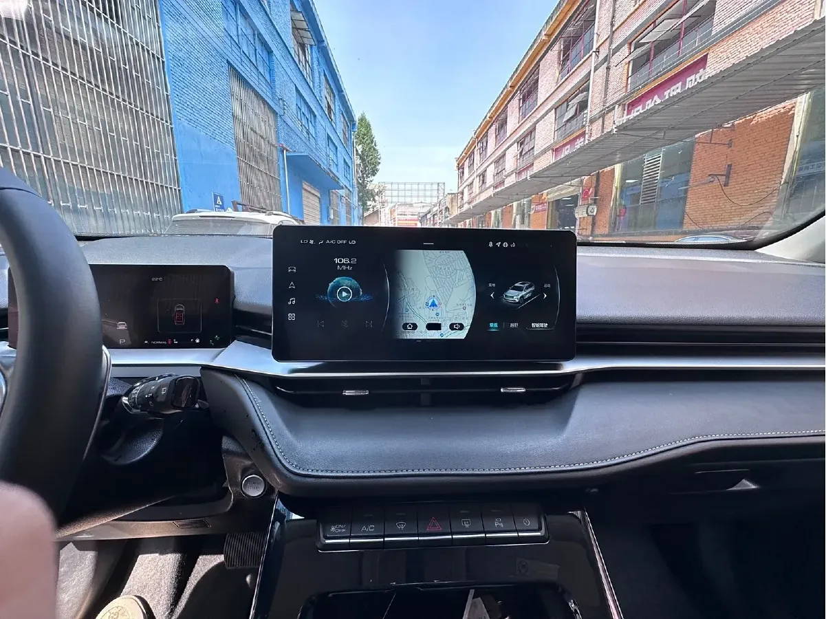 2021 Haval H6 2.0T 211HP L4 7DCT,autocango,china used car exporter,china ev exporter,chinese used car exporter,chinese used ev exporter