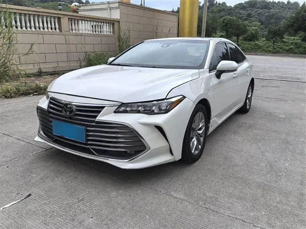 2019 Toyota Avalon 2.0L 178HP L4 CVT