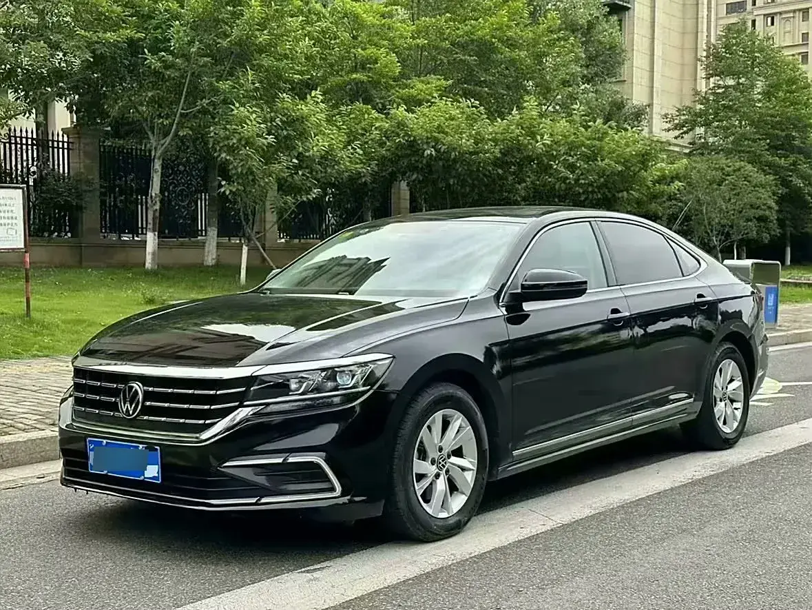 2021 Volkswagen Passat 1.4T 150HP L4 7DCT