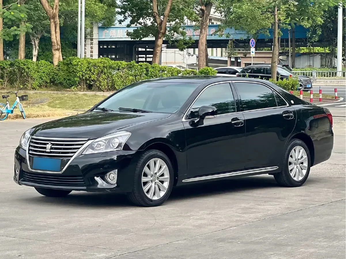 2012 Toyota Crown 2.5L 193HP V6 6AT