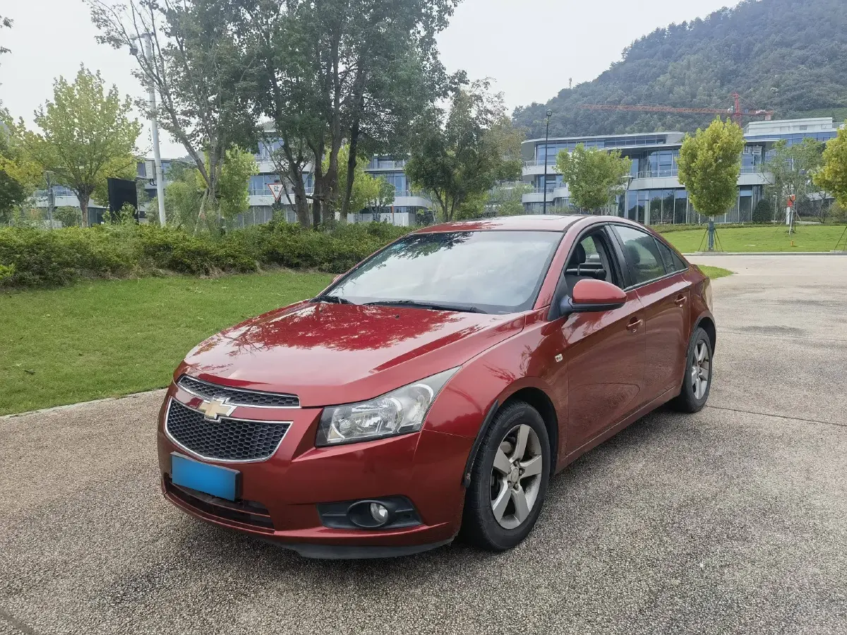 2013 Chevrolet Cruze 1.6L 121HP L4 5MT