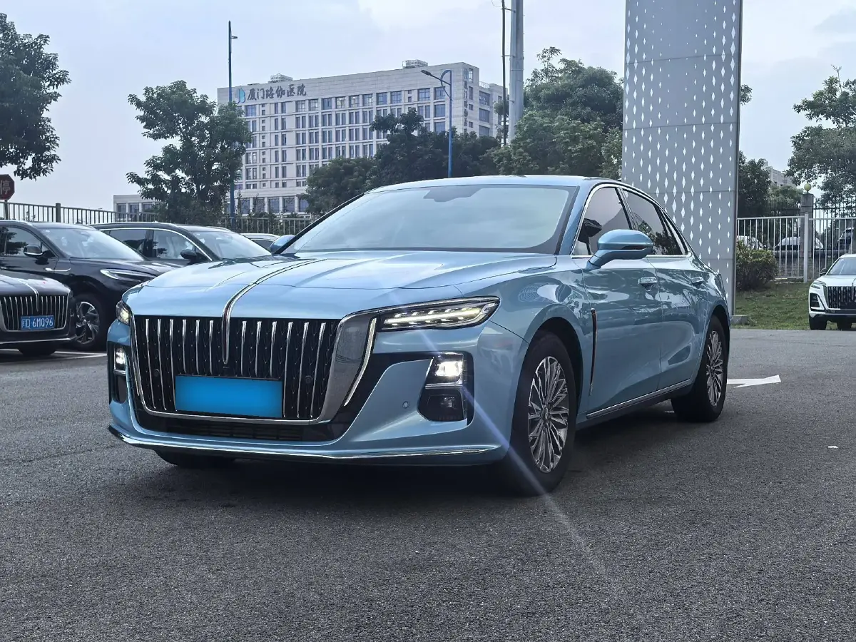 2023 HongQi H5 1.5T 169HP L4 7DCT