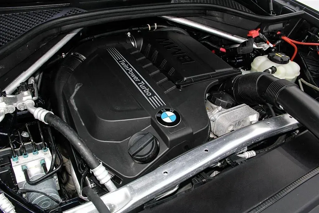 2019 BMW X6 3.0T 306HP L6 8AT,autocango,china used car exporter,china ev exporter,chinese used car exporter,chinese used ev exporter