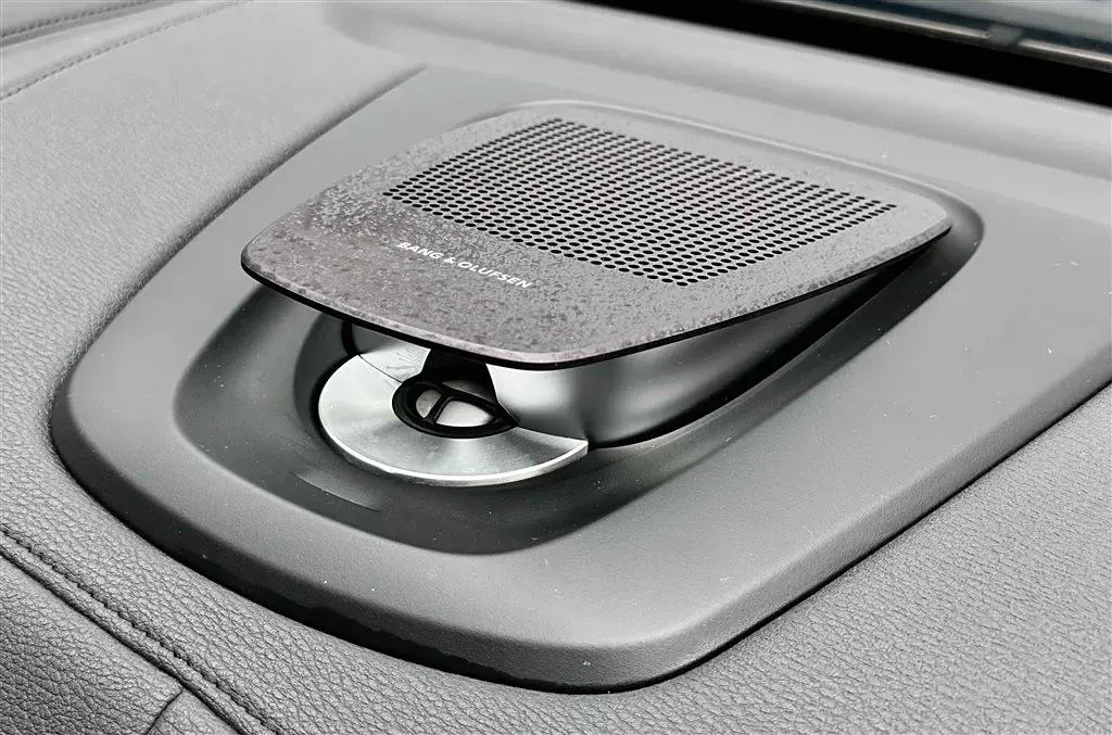 2019 BMW X6 3.0T 306HP L6 8AT,autocango,china used car exporter,china ev exporter,chinese used car exporter,chinese used ev exporter