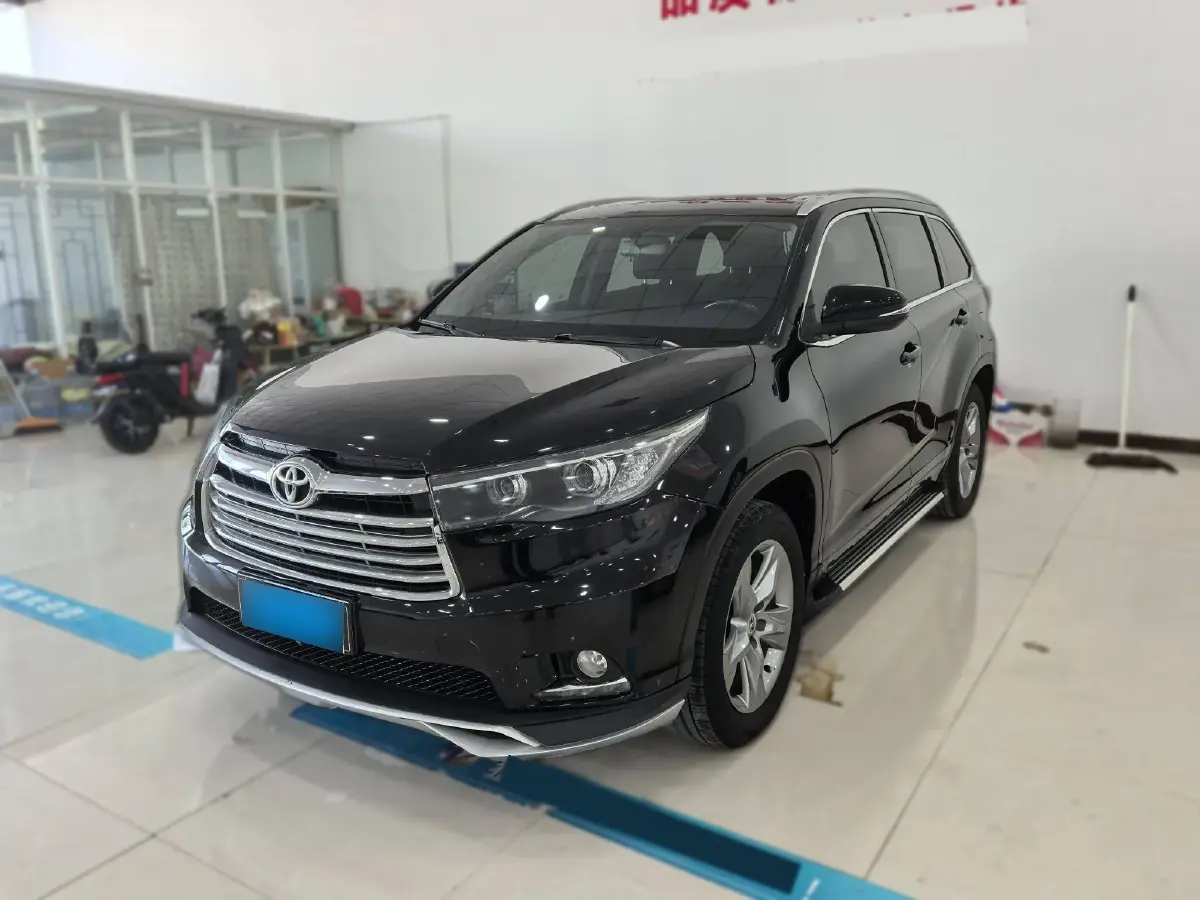 2017 Toyota Highlander 2.0T 220HP L4 6AT