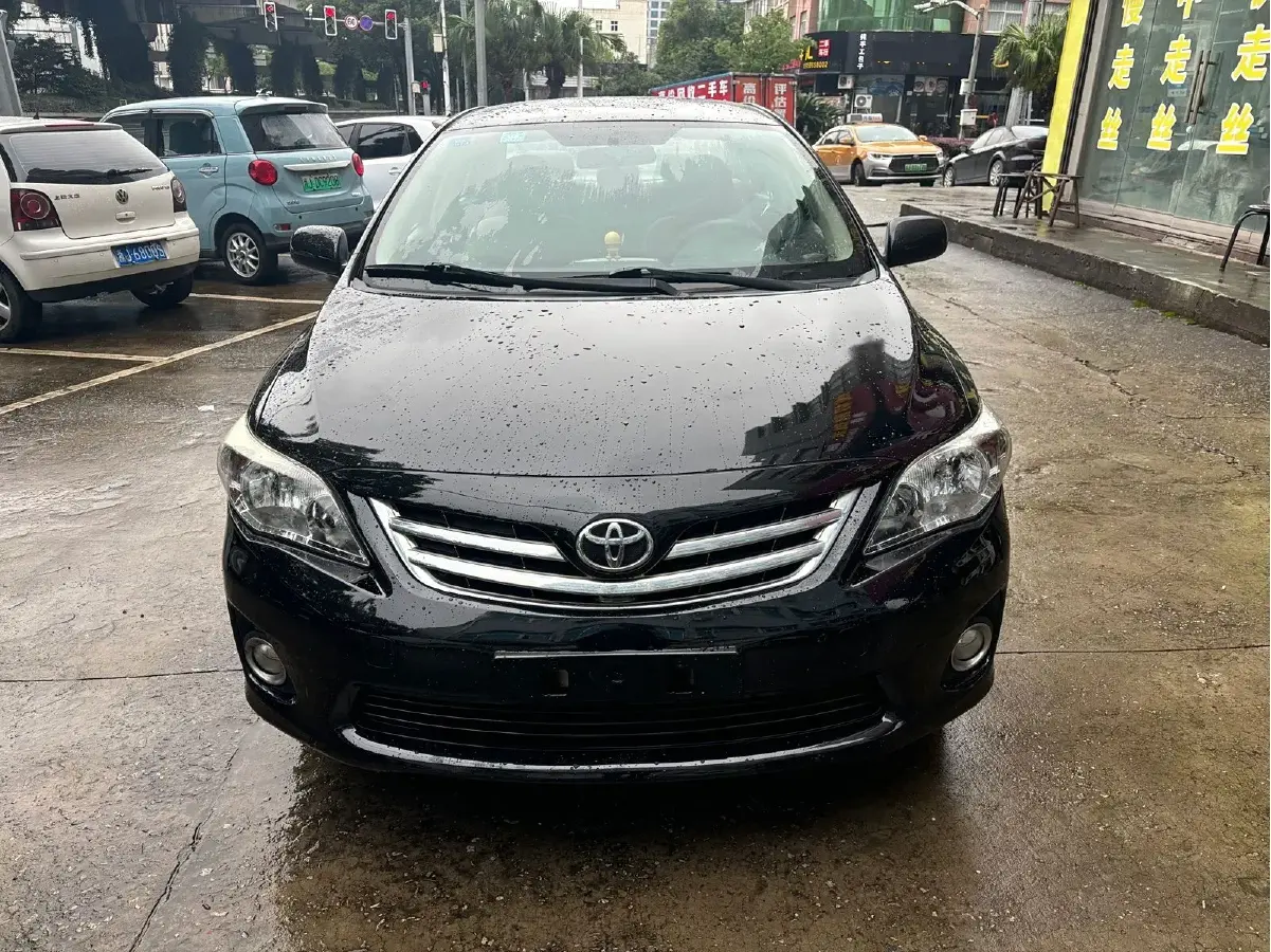 2011 Toyota Corolla 1.6L 122HP L4 4AT