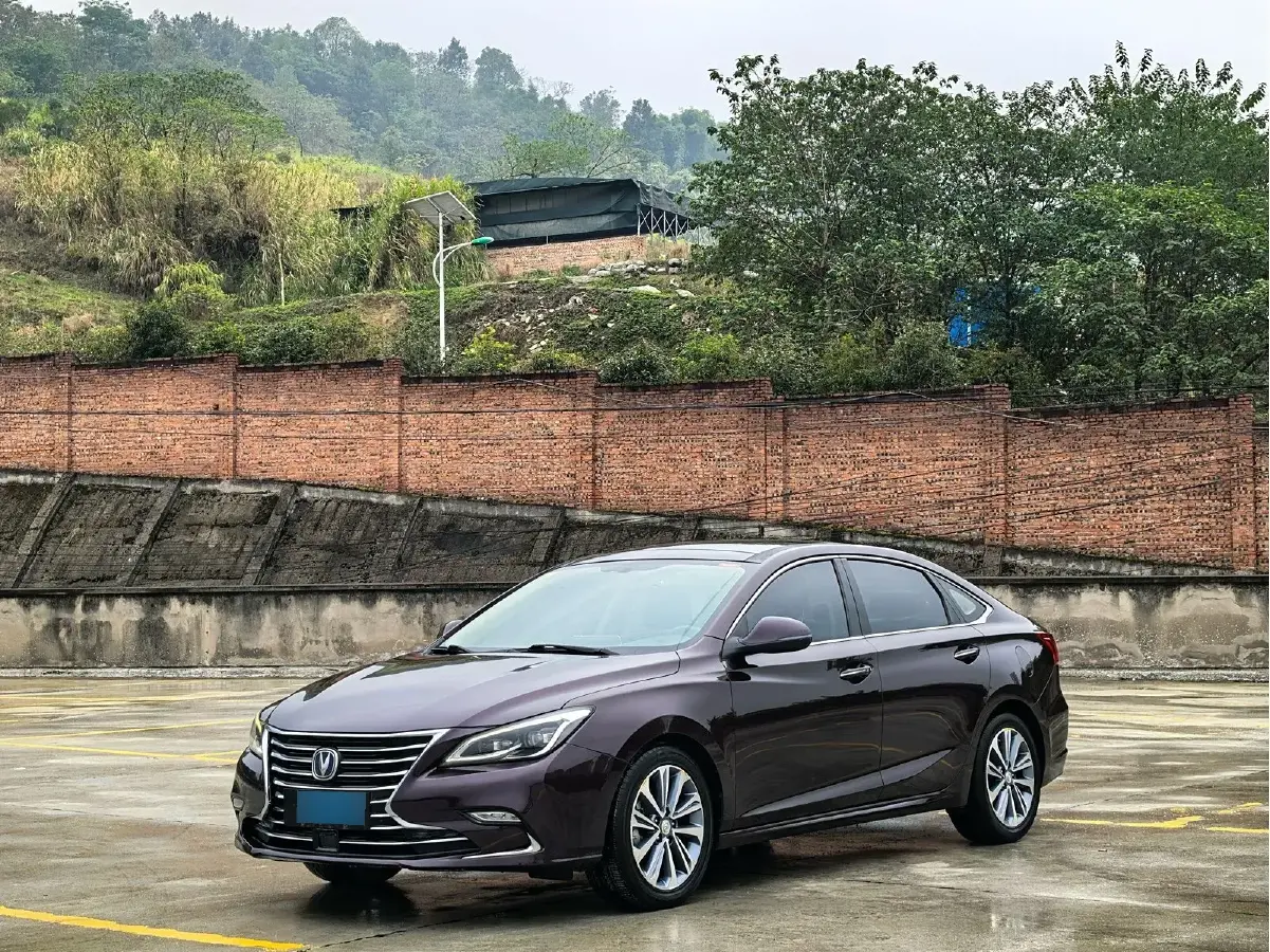 2018 ChangAn Raeton CC 1.5T 156HP L4 6AT