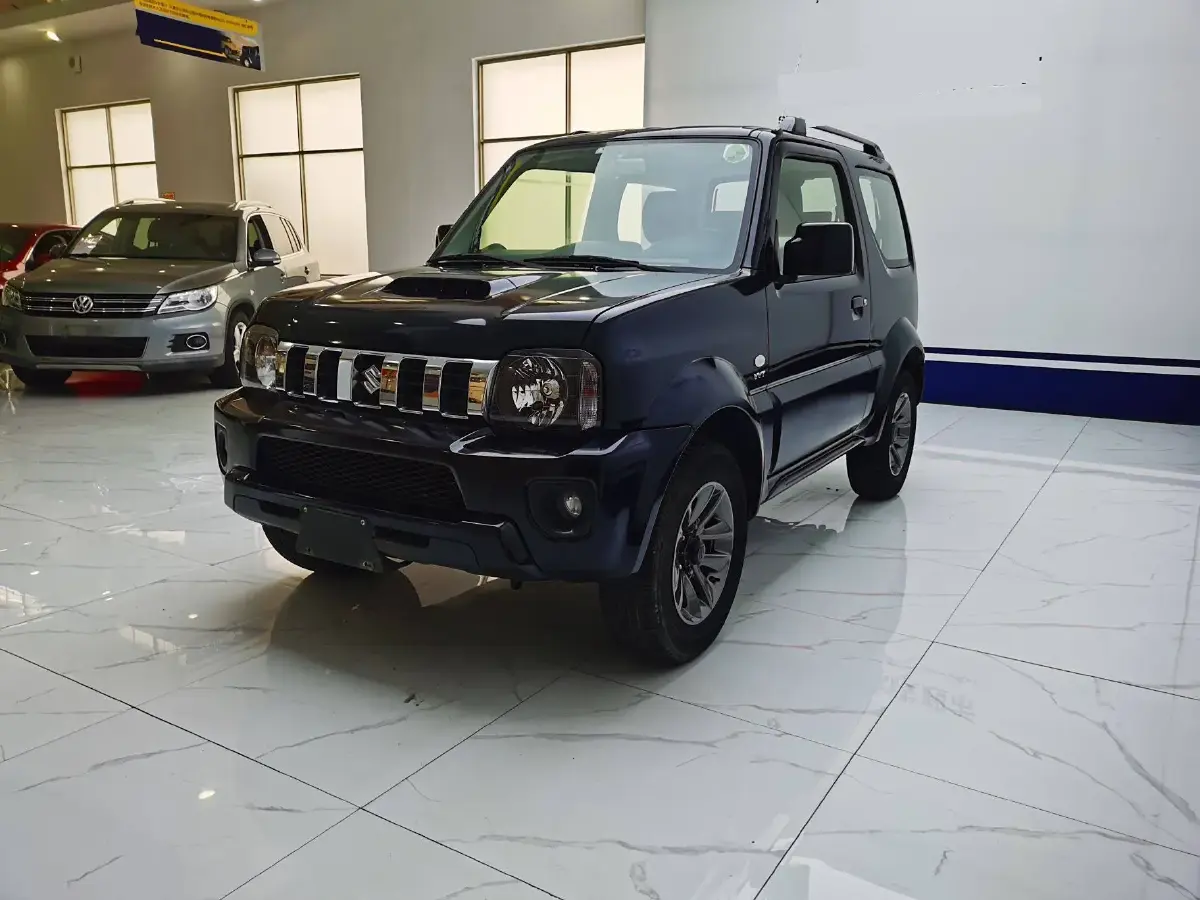 2015 Suzuki Jimny 1.3L 85HP L4 5MT