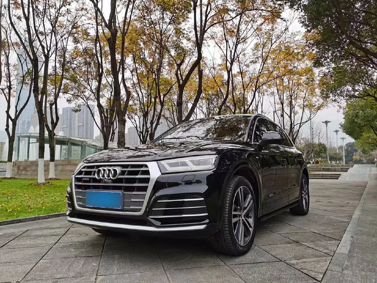 2020 Audi Q5L 2.0T 190HP L4 7DCT