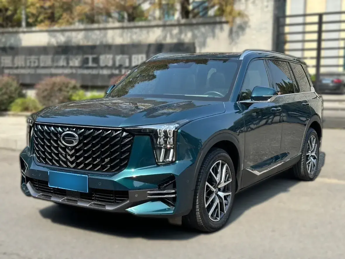 2022 GAC Trumpchi GS8 2.0T 252HP L4 8AT