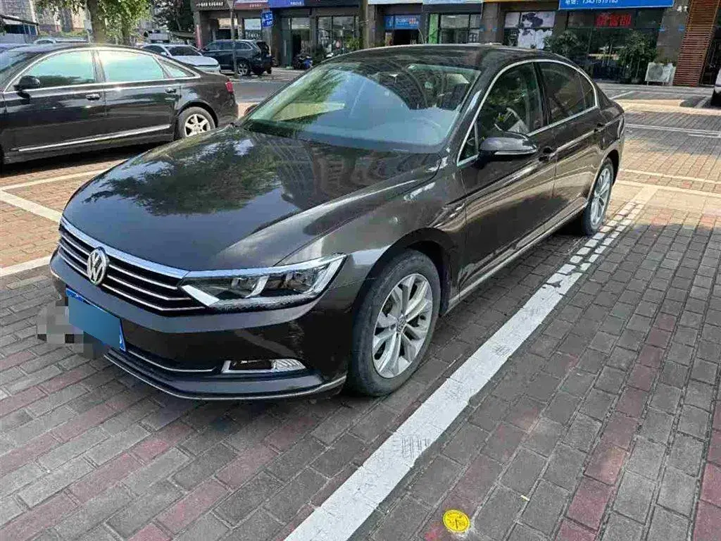 2017 Volkswagen Magotan 1.8T 180HP L4 7DCT