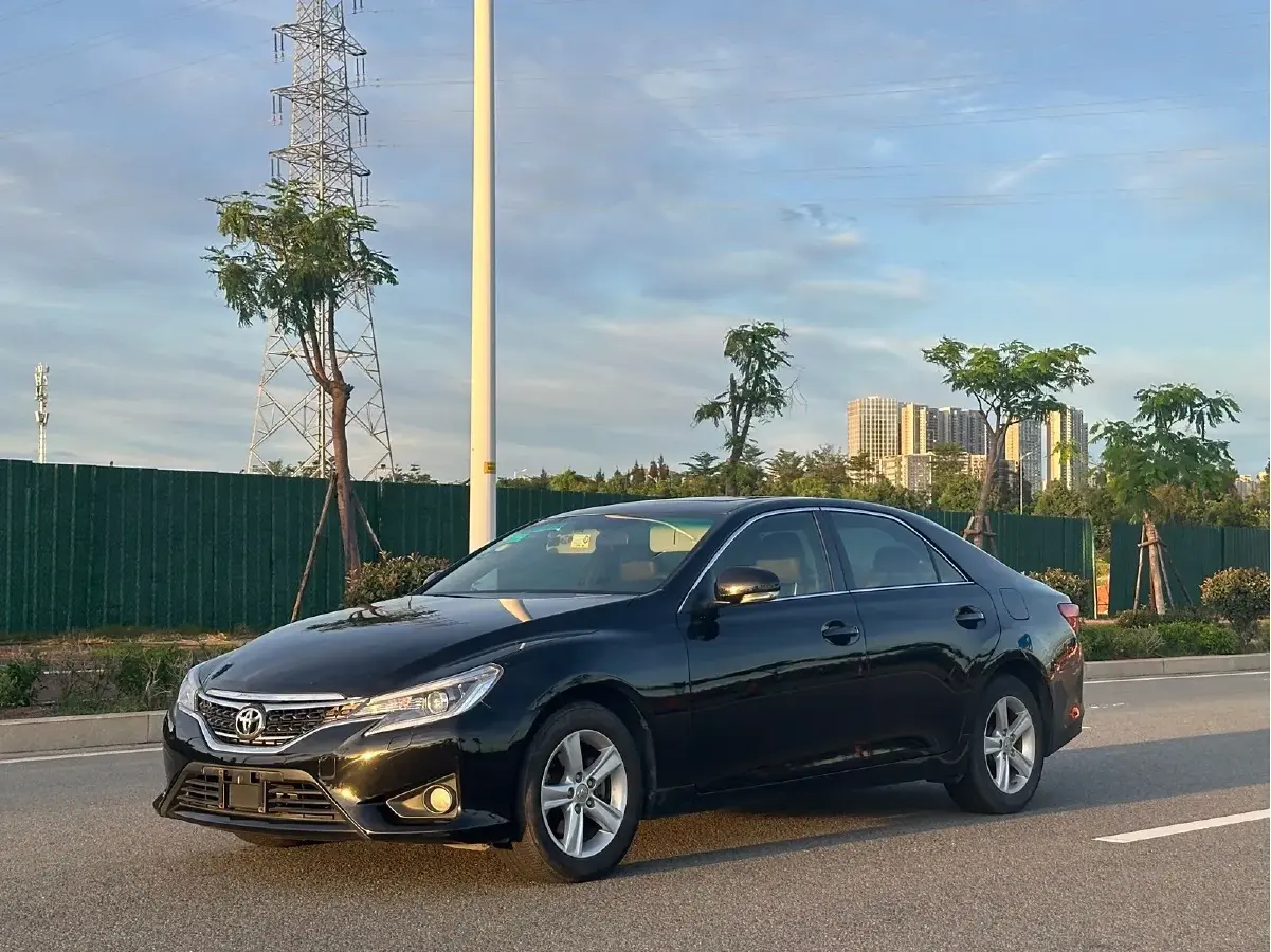 2013 Toyota Reiz 2.5L 193HP V6 6AT