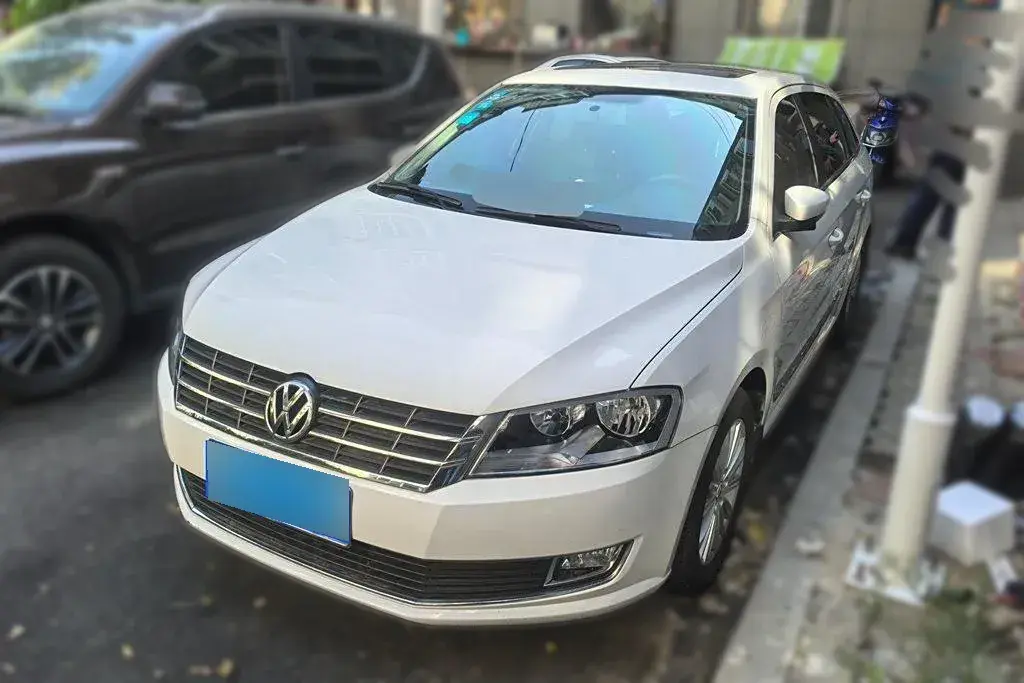 2013 Volkswagen Gran Lavida 1.4T 131HP L4 7DCT