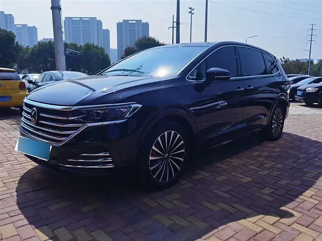 2023 Volkswagen Viloran 2.0T 220HP L4 7DCT