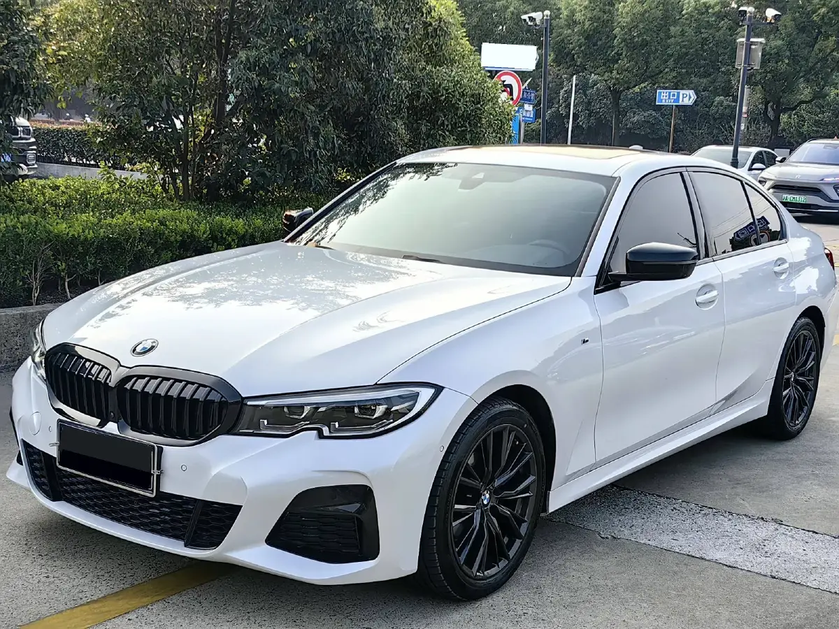 2021 BMW 3 Series 2.0T 184HP L4 8AT