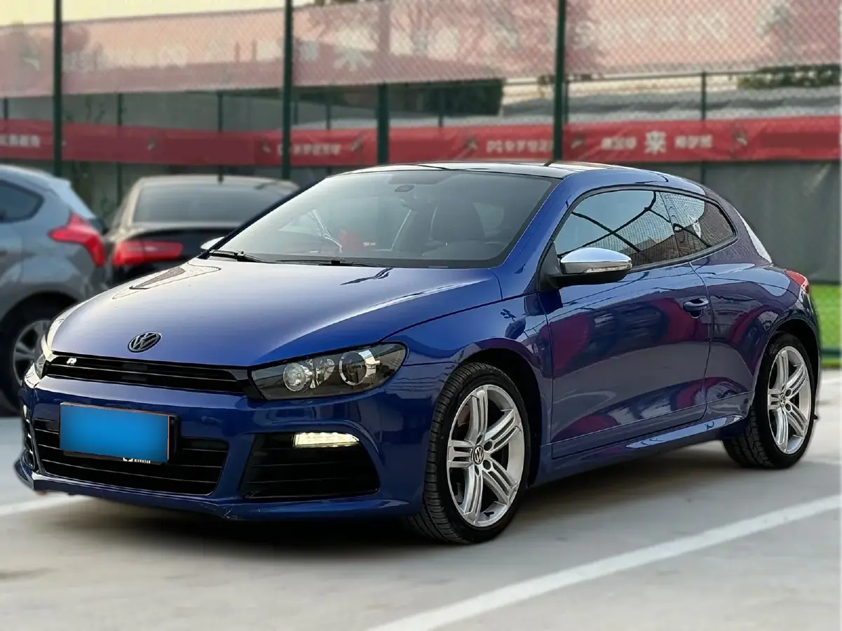 2011 Volkswagen Scirocco 2.0T 256HP L4 6DCT
