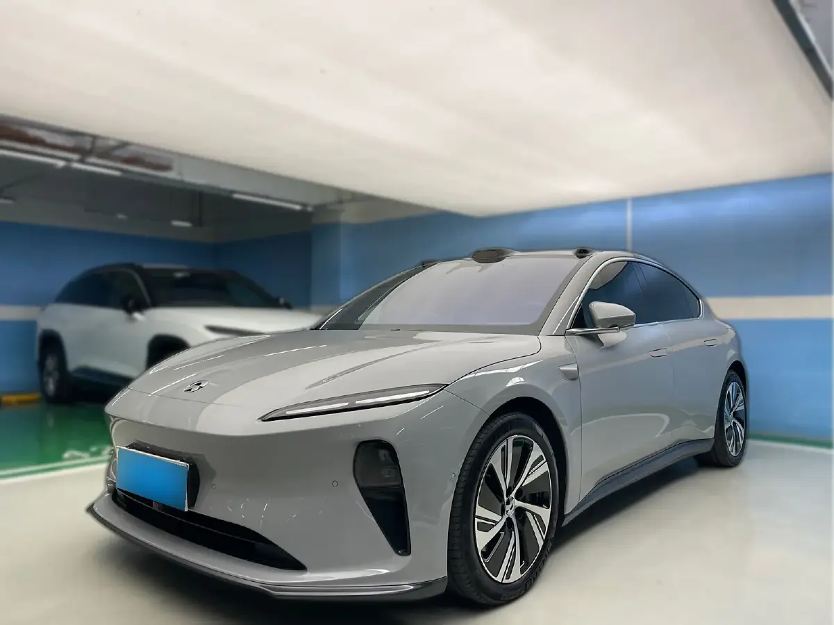 2022 NIO ET5 BEV 75KWH