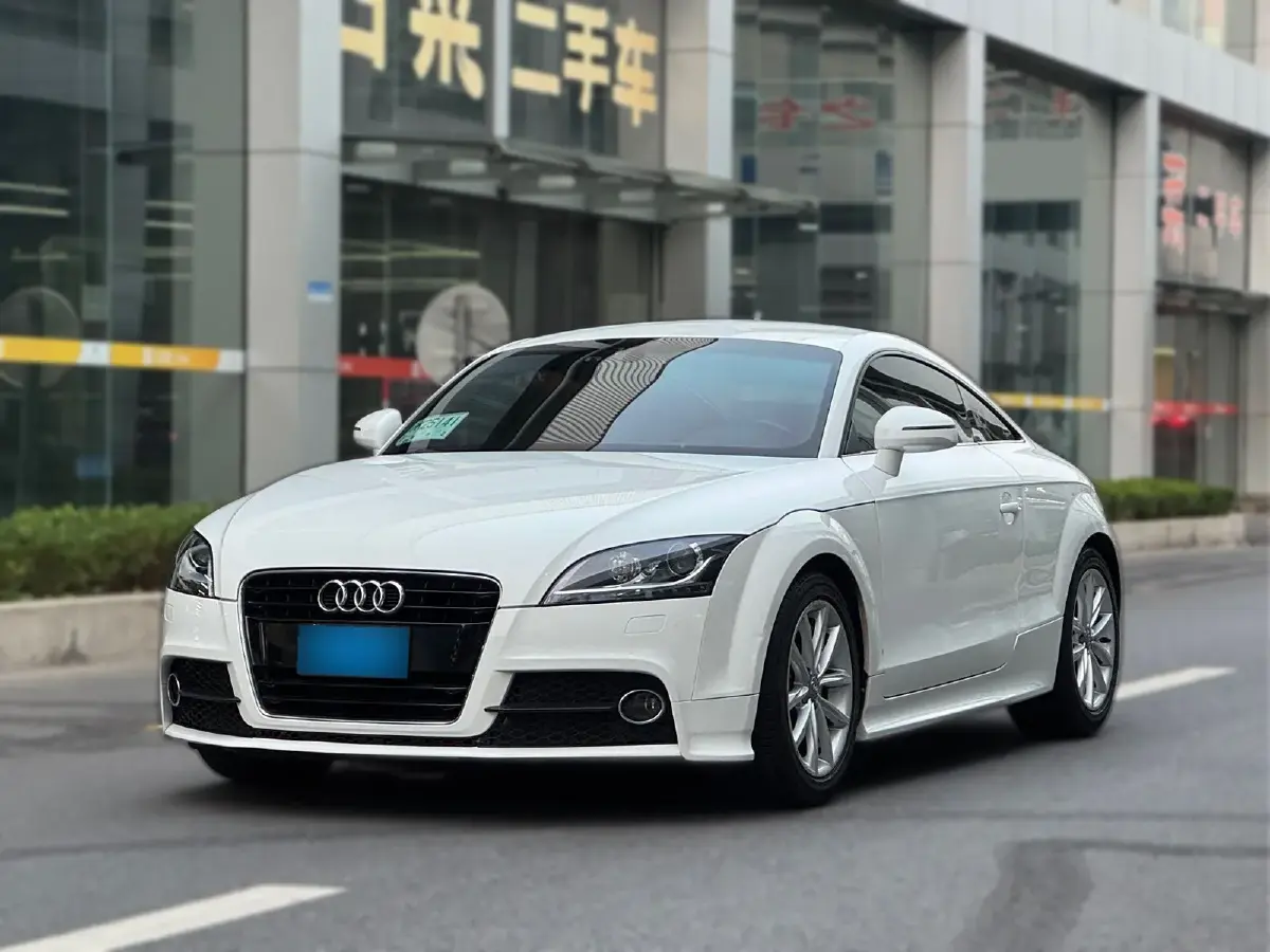 2015 Audi TT 2.0T 230HP L4 6DCT