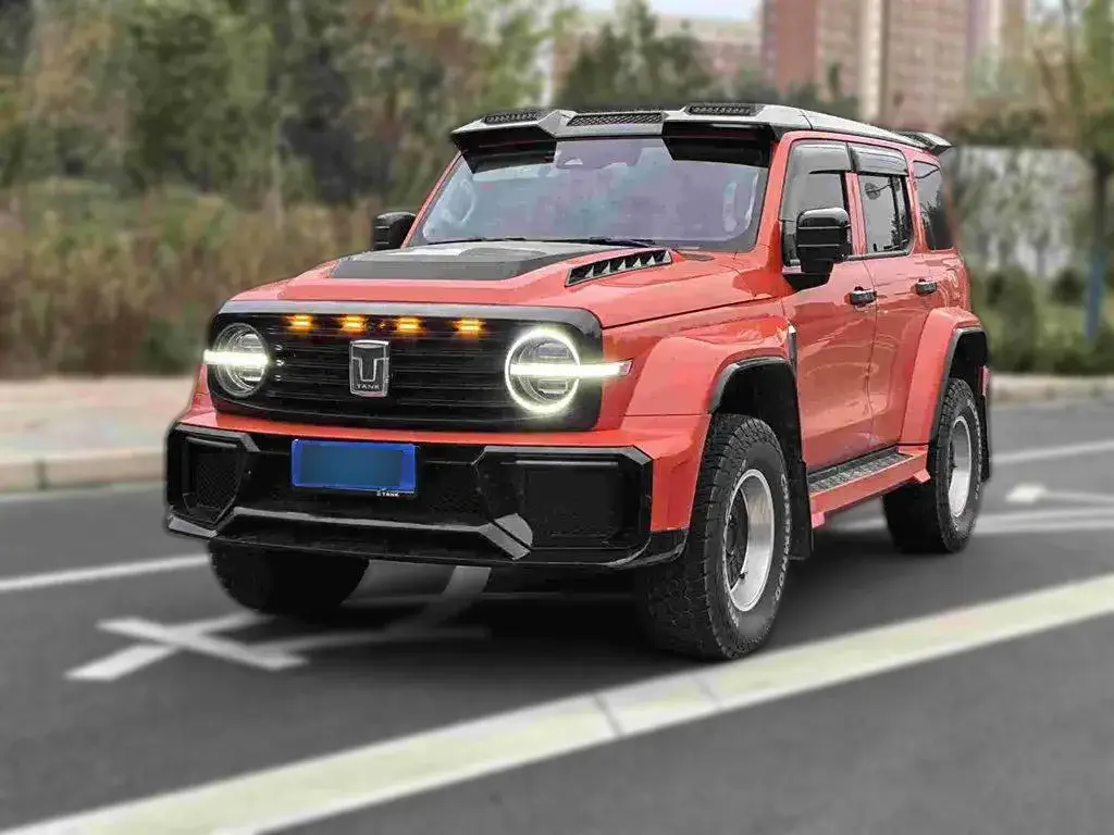 2024 Tank 300 2.0T 227HP L4 8AT