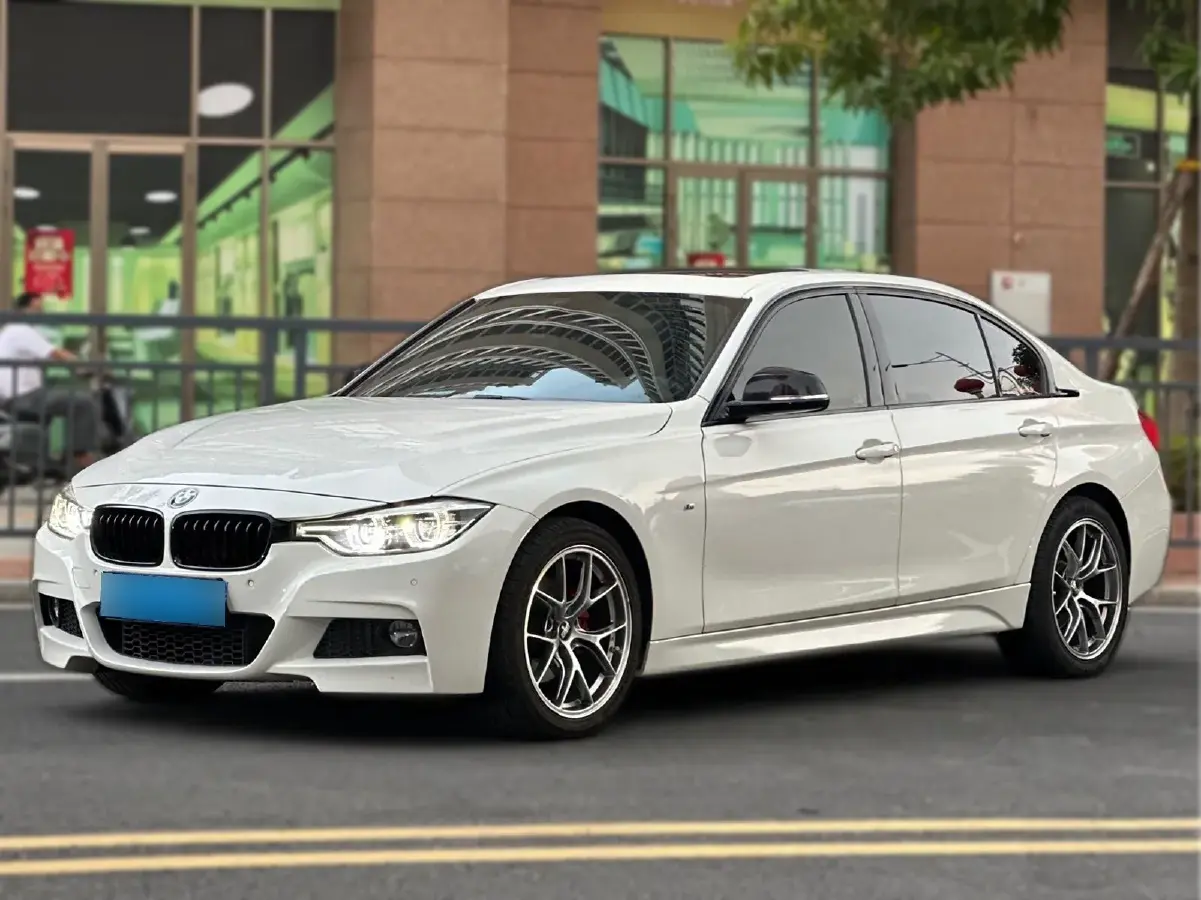2017 BMW 3 Series 2.0T 184HP L4 8AT