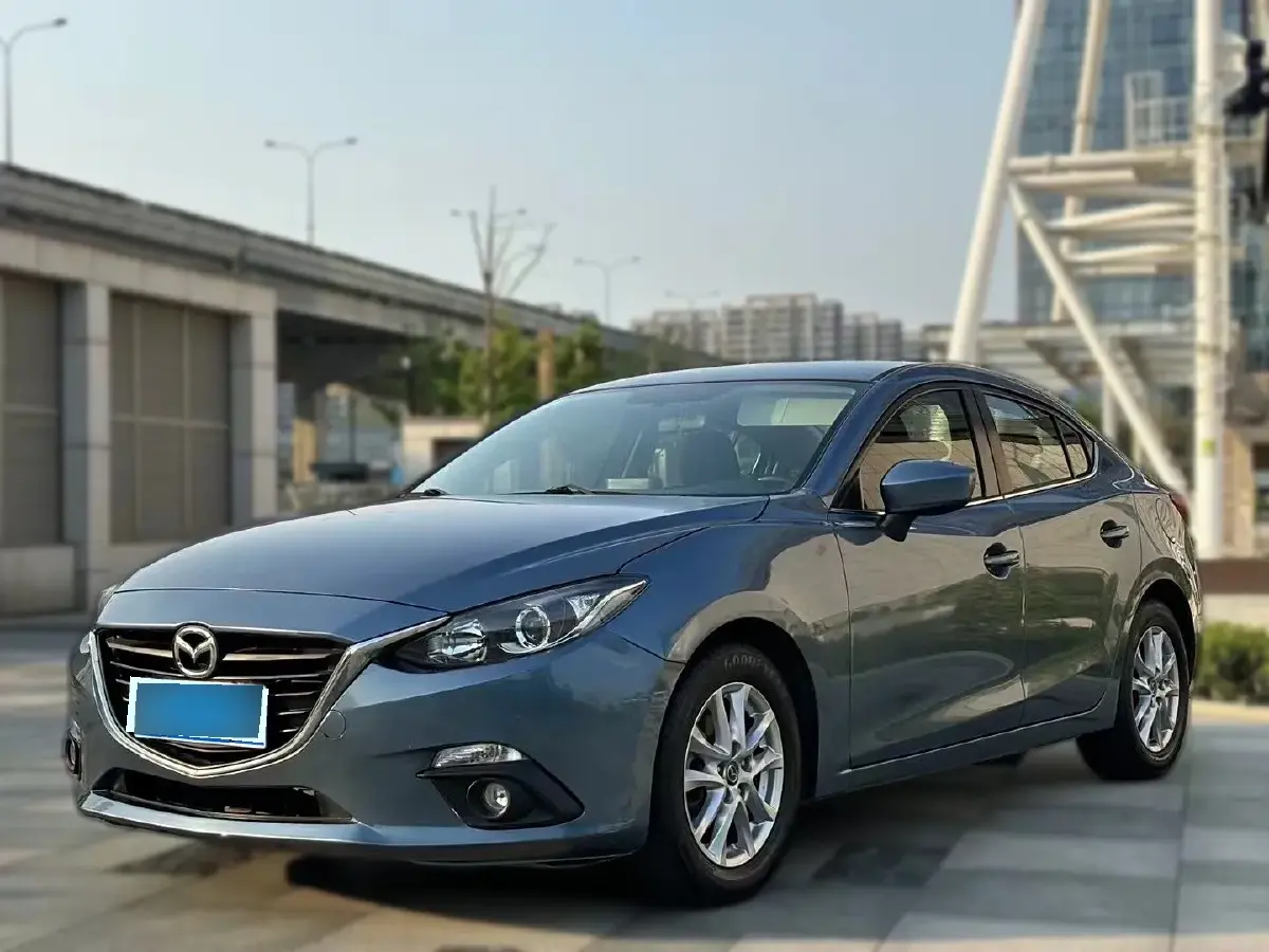 2016 Mazda 3 Axela 1.5L 117HP L4 6AT