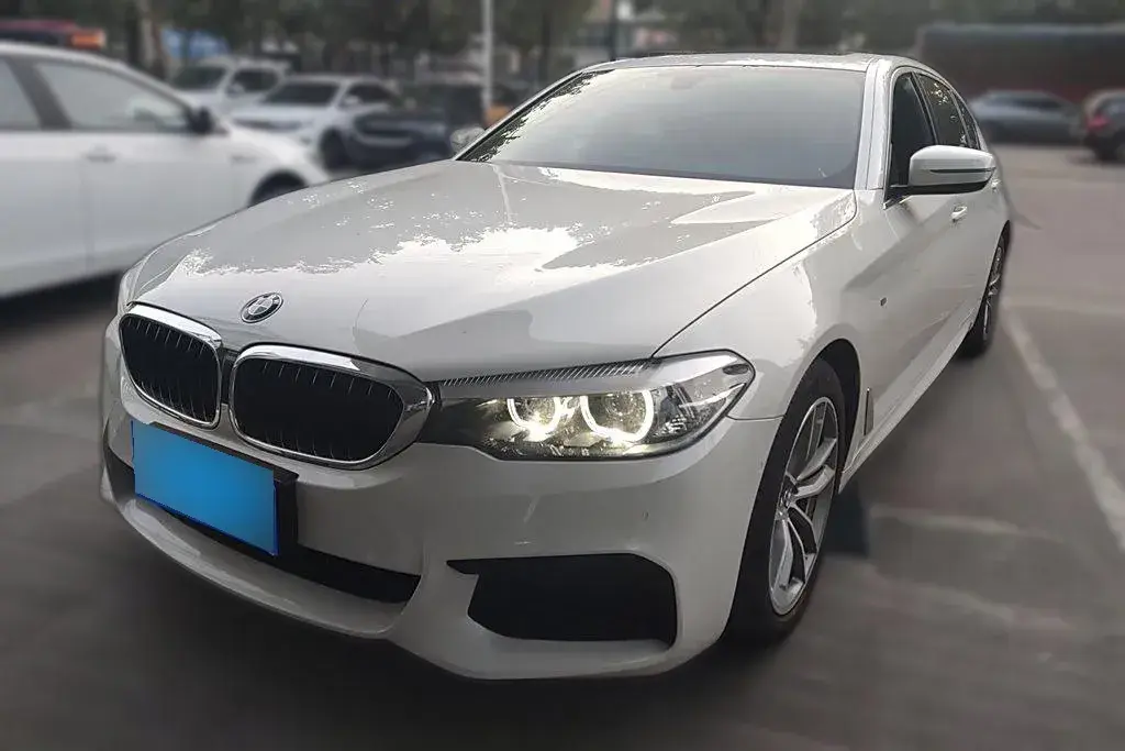 2020 BMW 5 Series 2.0T 184HP L4 8AT