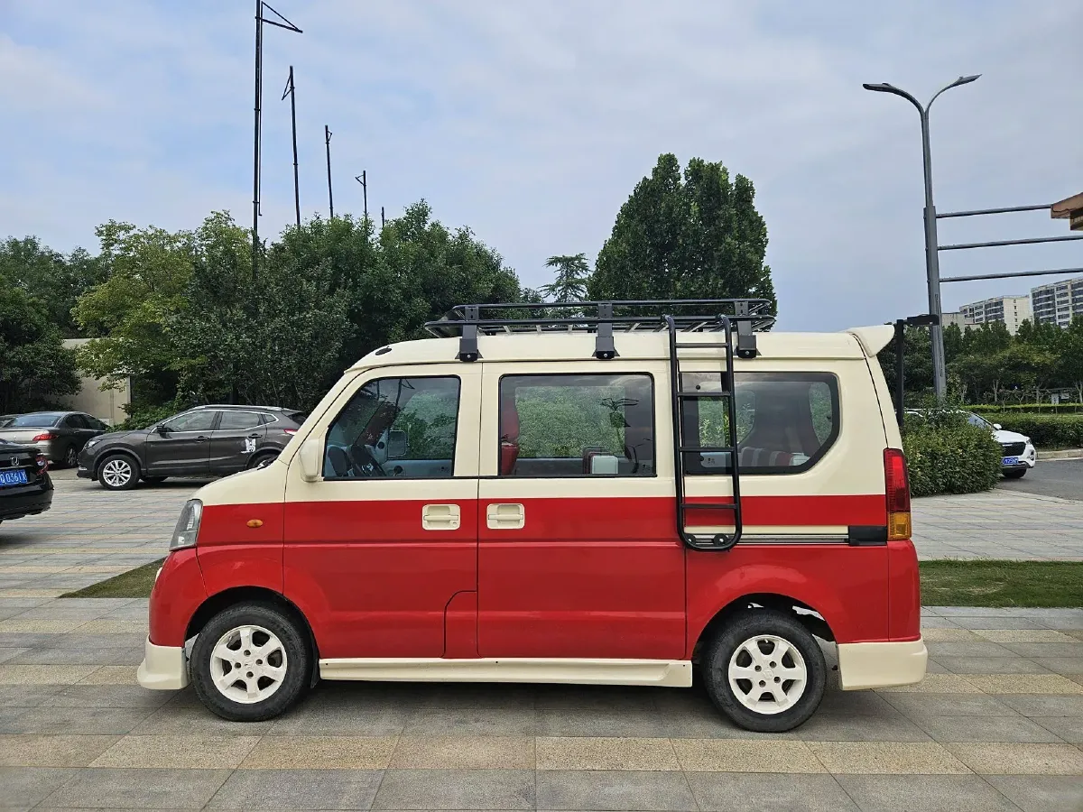 2009 Suzuki Landy 1.4L 95HP L4 5MT,autocango,china used car exporter,china ev exporter,chinese used car exporter,chinese used ev exporter