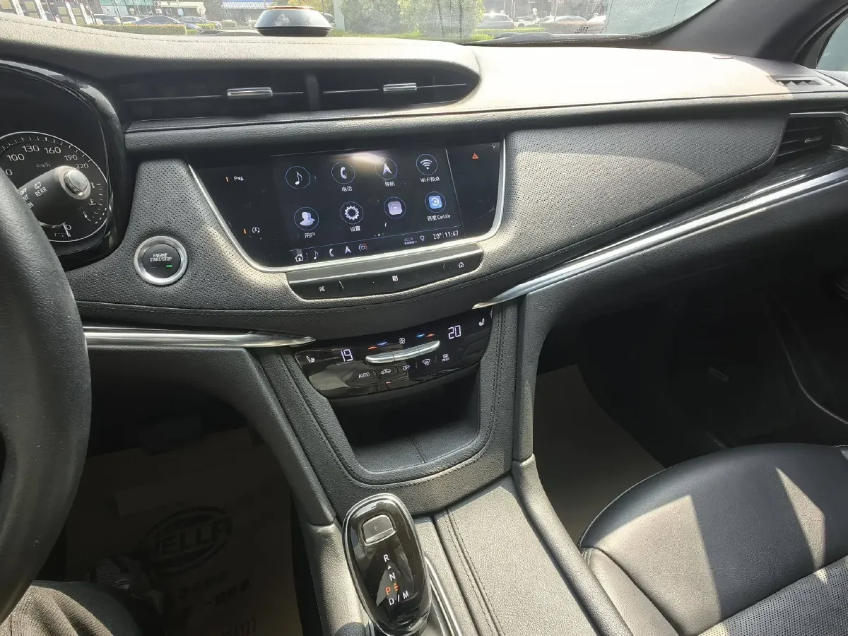 2020 Cadillac XT5 2.0T 237HP L4 9AT,autocango,china used car exporter,china ev exporter,chinese used car exporter,chinese used ev exporter