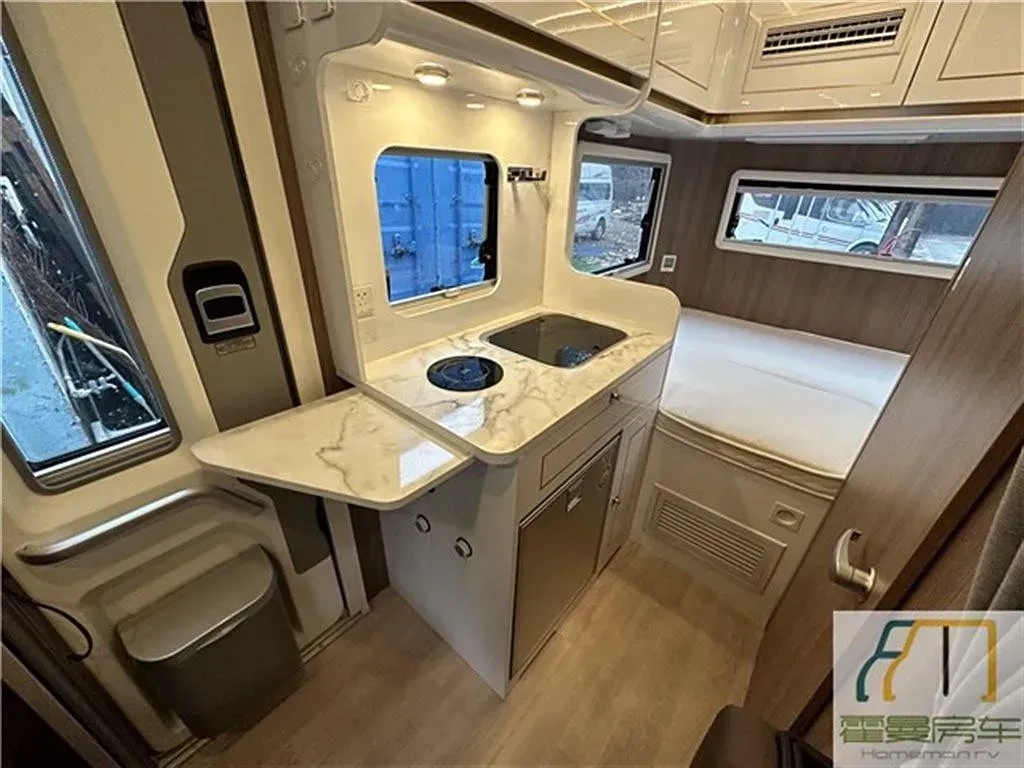 2021 MAXUS V80 RV 2.0T 139HP L4 6AMT,autocango,china used car exporter,china ev exporter,chinese used car exporter,chinese used ev exporter