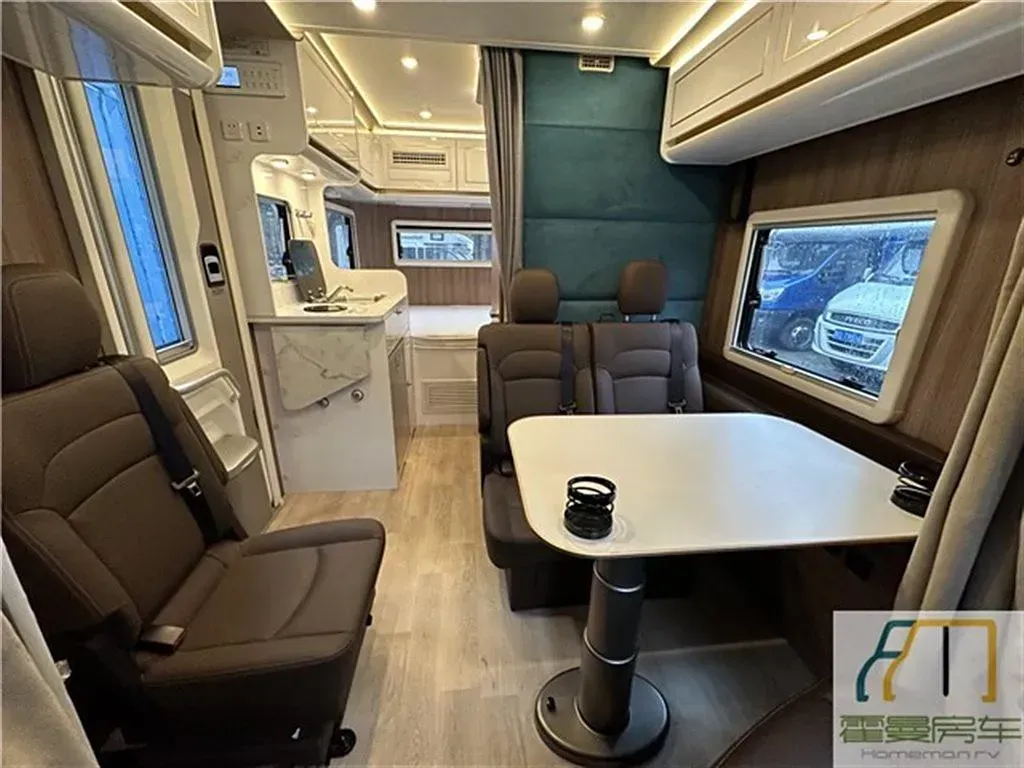 2021 MAXUS V80 RV 2.0T 139HP L4 6AMT,autocango,china used car exporter,china ev exporter,chinese used car exporter,chinese used ev exporter