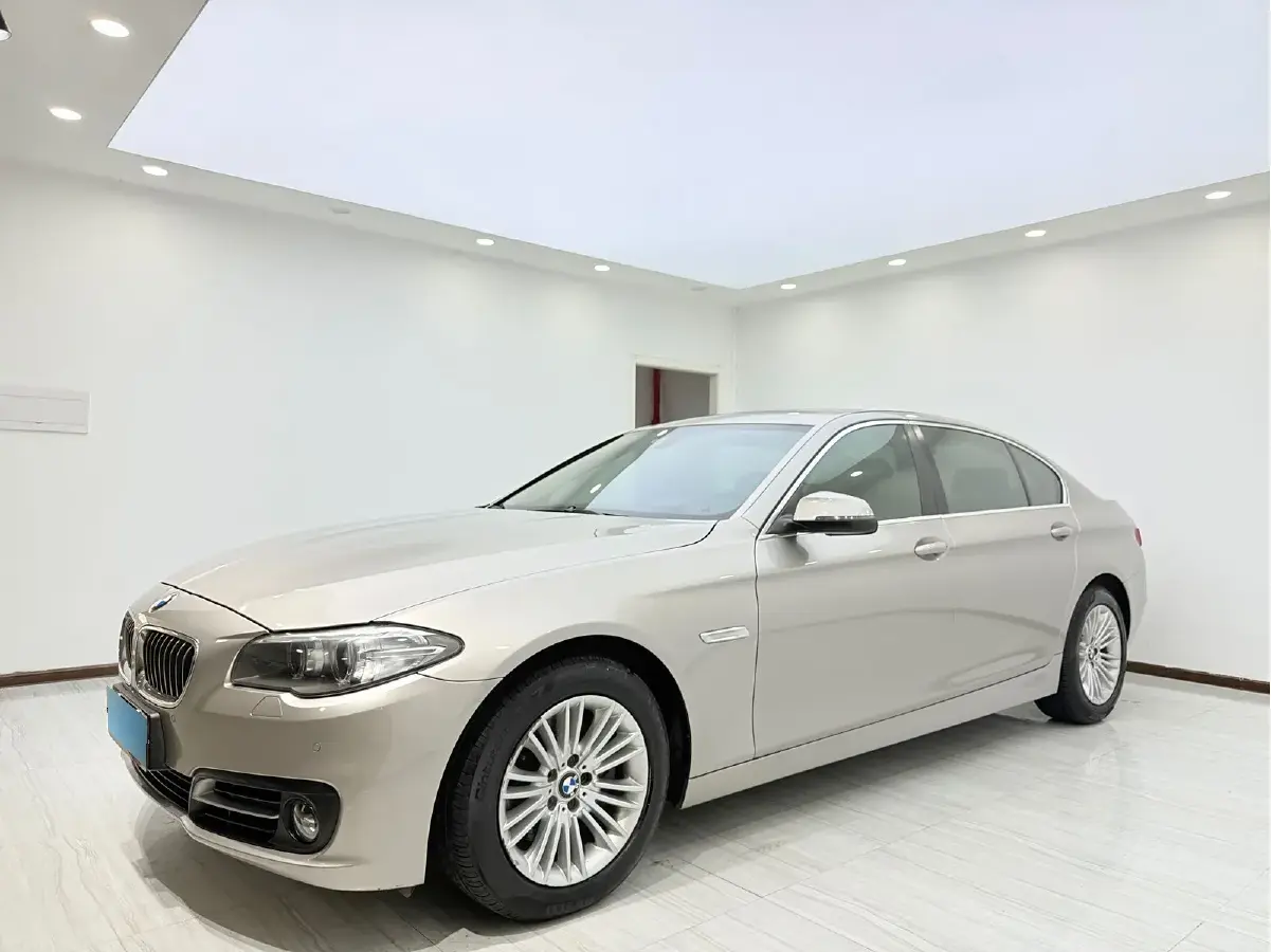 2014 BMW 5 Series 2.0T 218HP L4 8AT