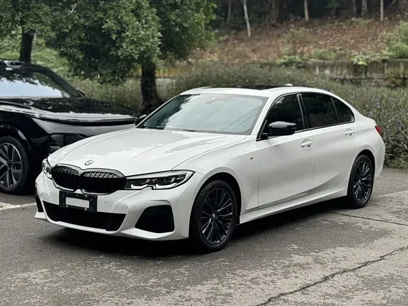 2022 BMW 3 Series 2.0T 184HP L4 8AT