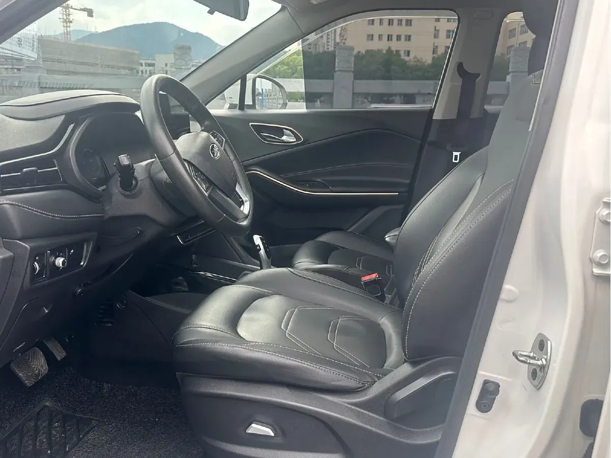 2019 JAC iEVS4 BEV 61KWH,autocango,china used car exporter,china ev exporter,chinese used car exporter,chinese used ev exporter