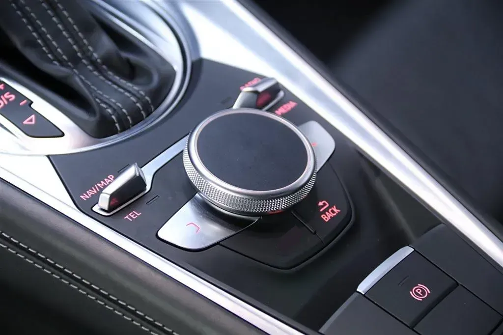 2016 Audi TTS 2.0T 286HP L4 6DCT,autocango,china used car exporter,china ev exporter,chinese used car exporter,chinese used ev exporter