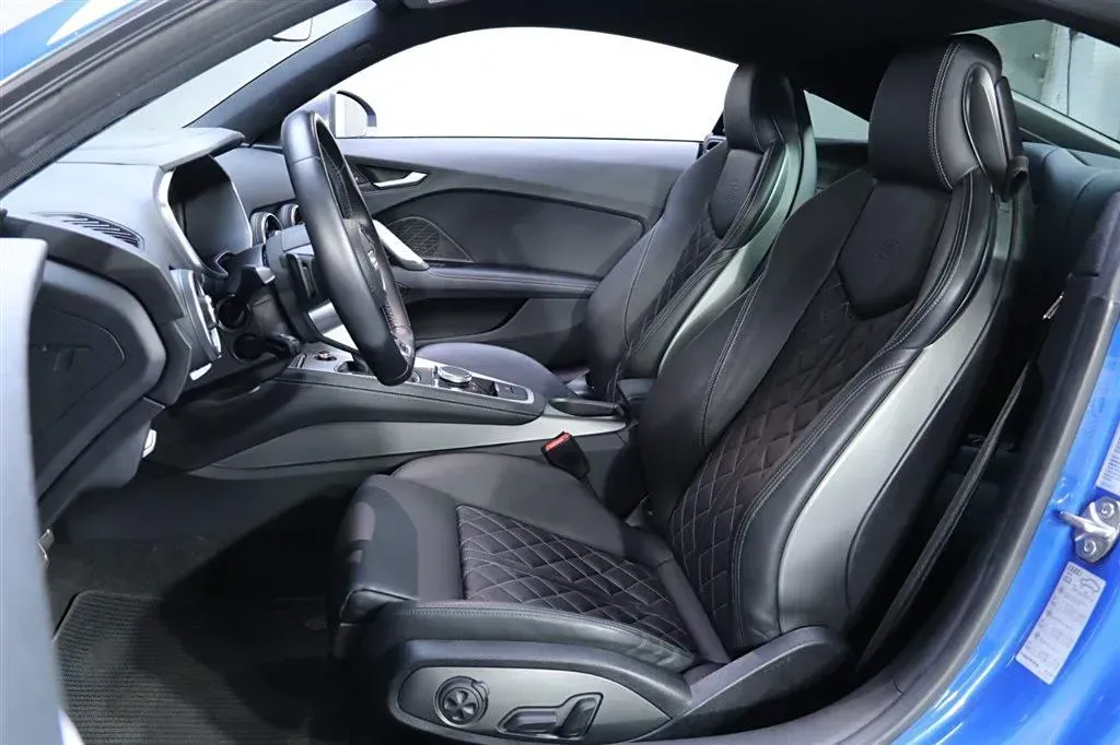 2016 Audi TTS 2.0T 286HP L4 6DCT,autocango,china used car exporter,china ev exporter,chinese used car exporter,chinese used ev exporter