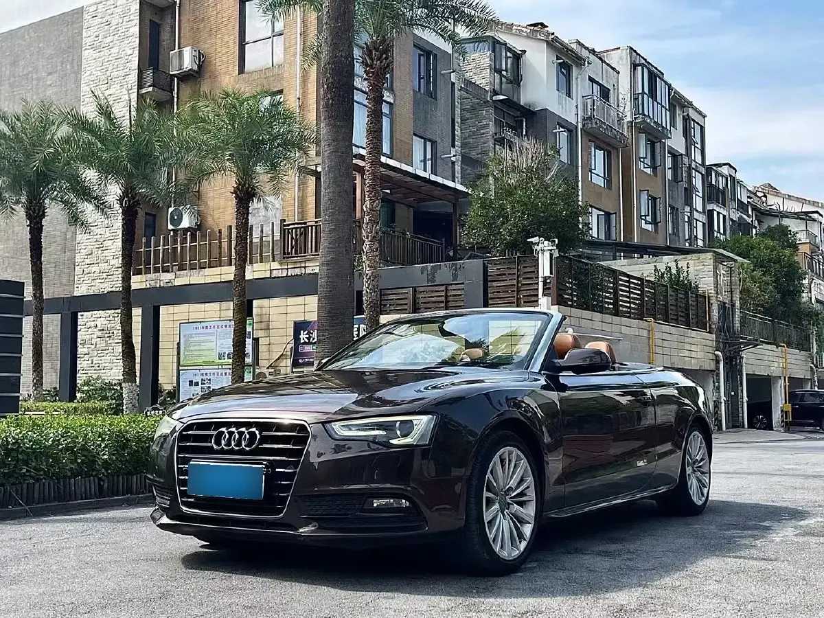 2012 Audi A5 2.0T 211HP L4 CVT
