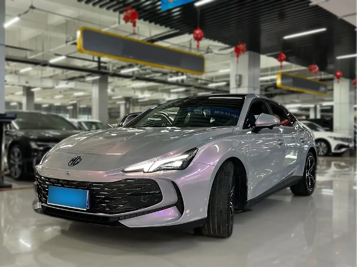 2023 MG 7 2.0T 261HP L4 9AT